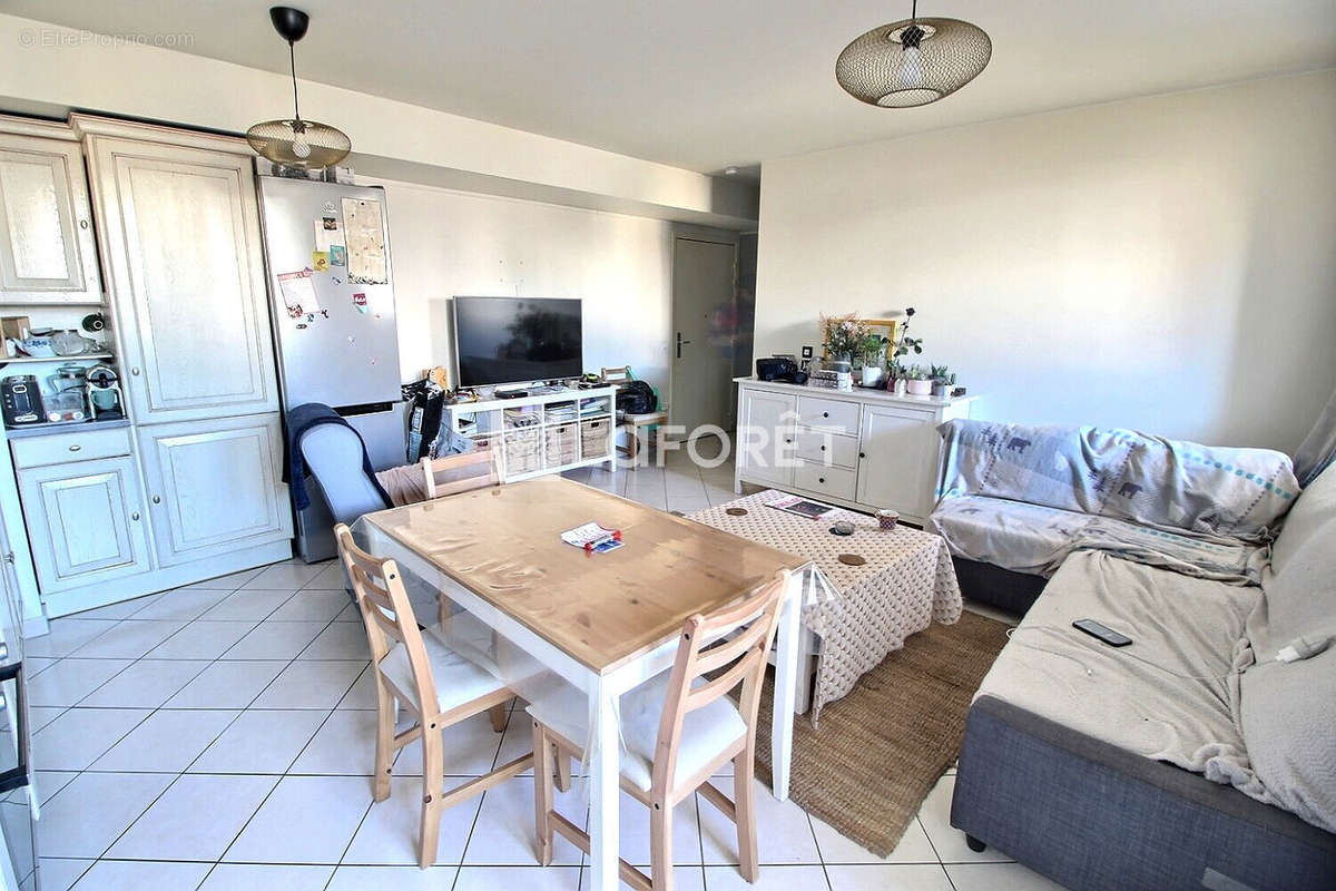 Appartement à GENNEVILLIERS