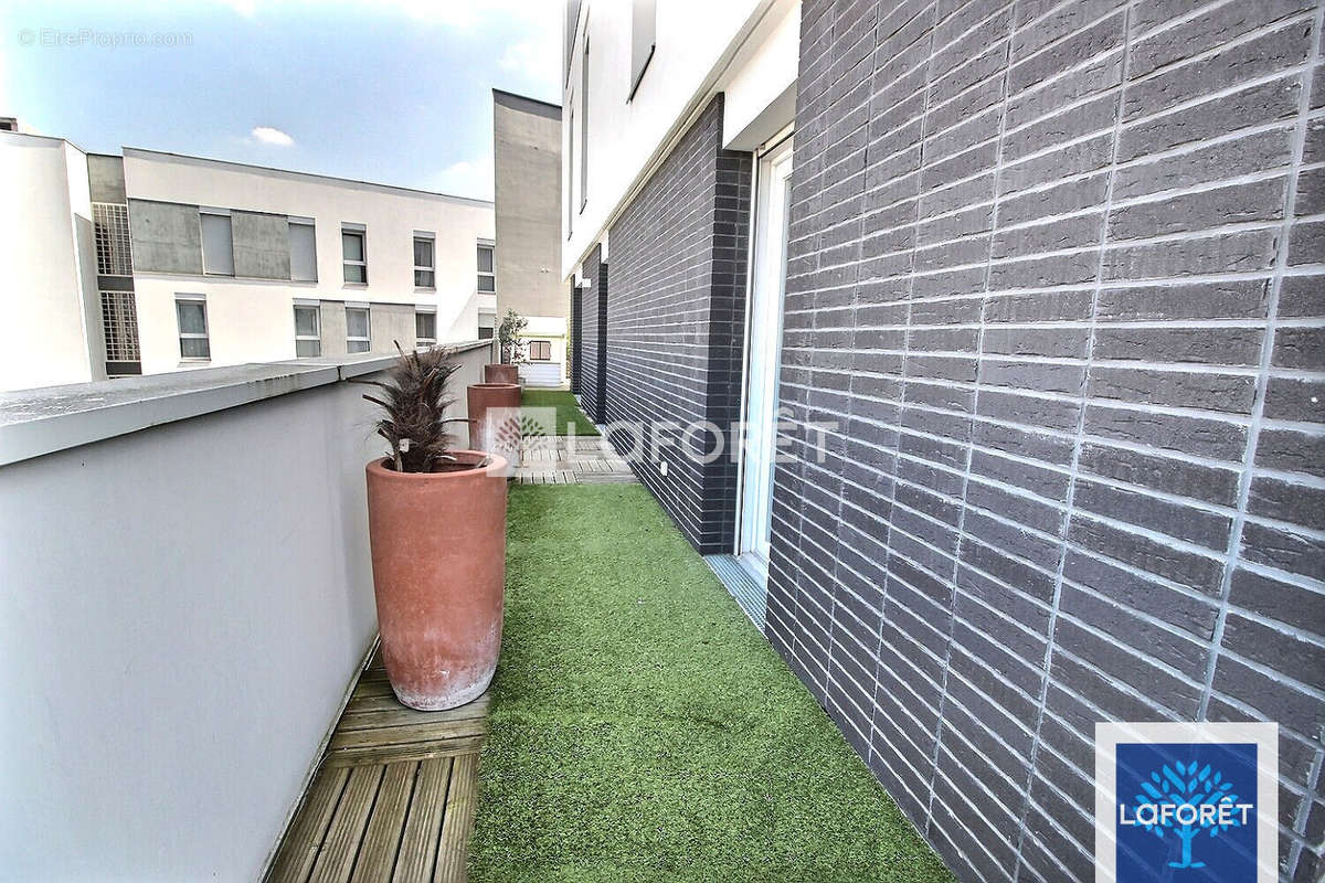 Appartement à GENNEVILLIERS