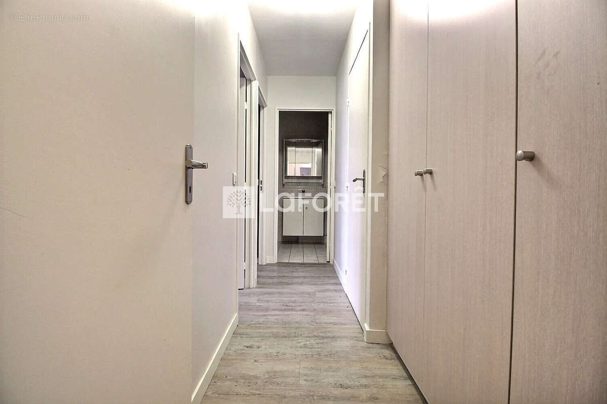 Appartement à GENNEVILLIERS