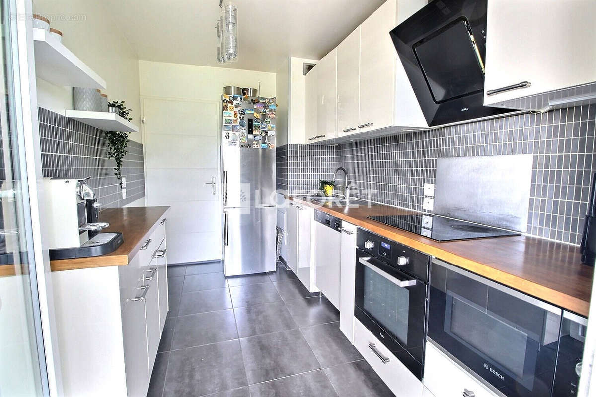 Appartement à GENNEVILLIERS