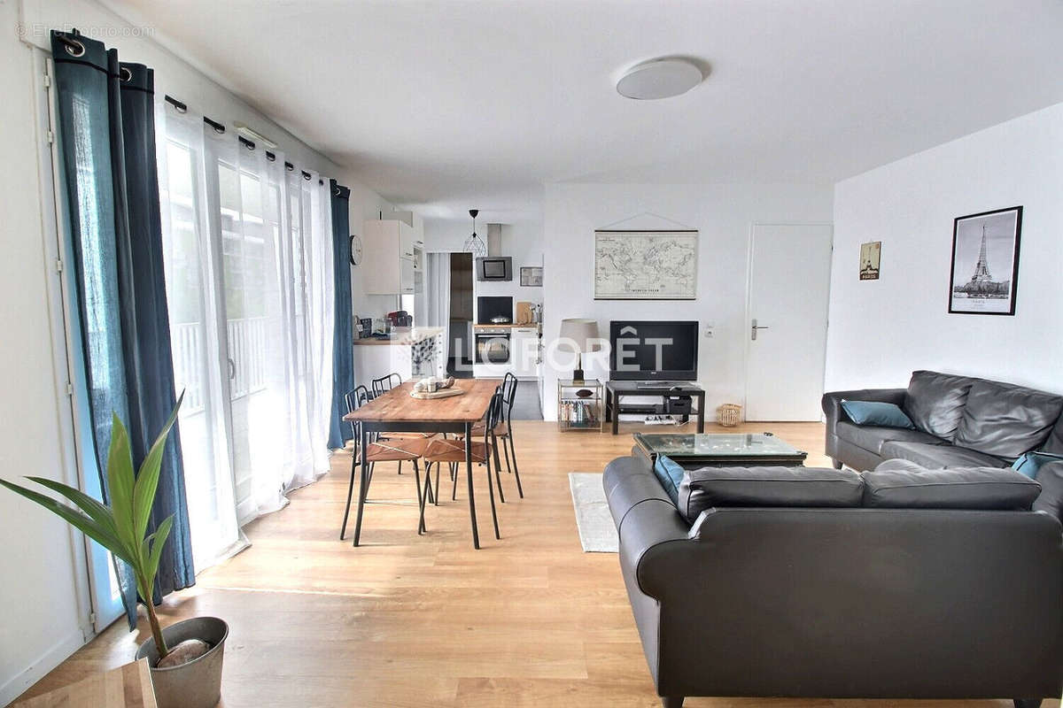 Appartement à GENNEVILLIERS