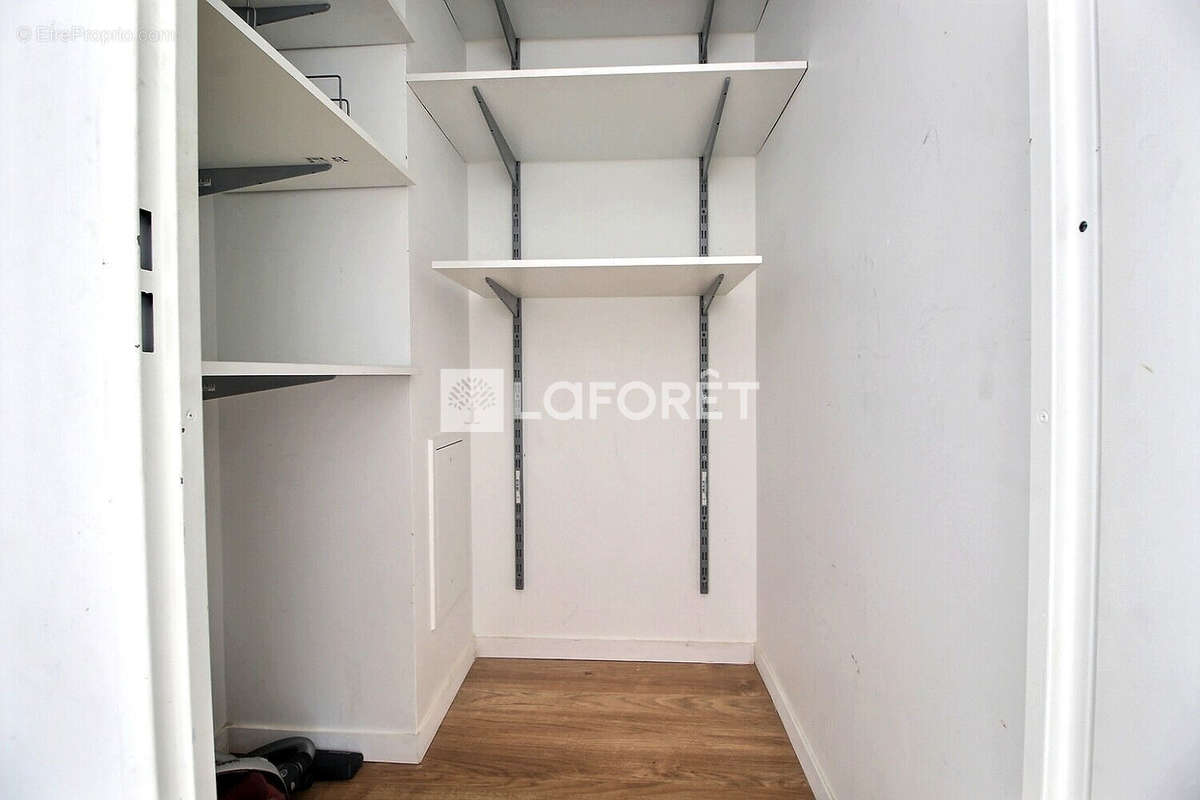 Appartement à GENNEVILLIERS