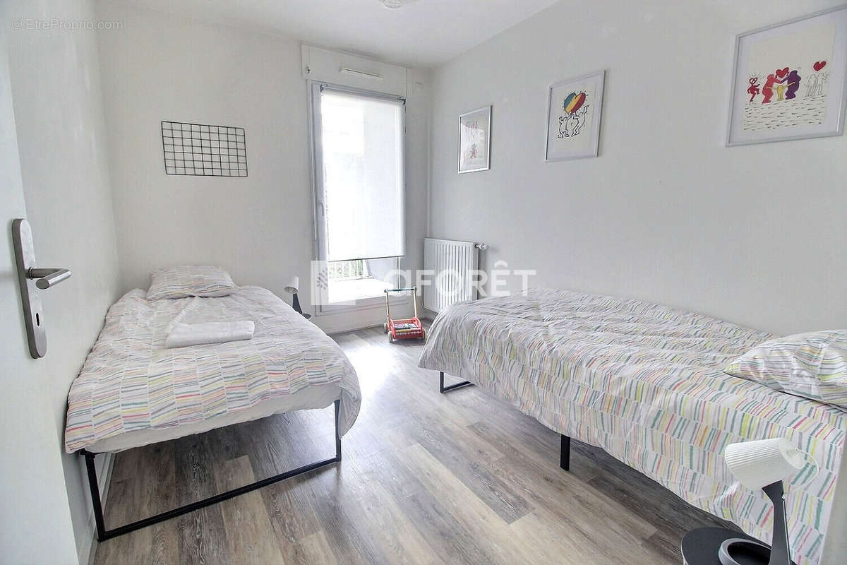 Appartement à GENNEVILLIERS