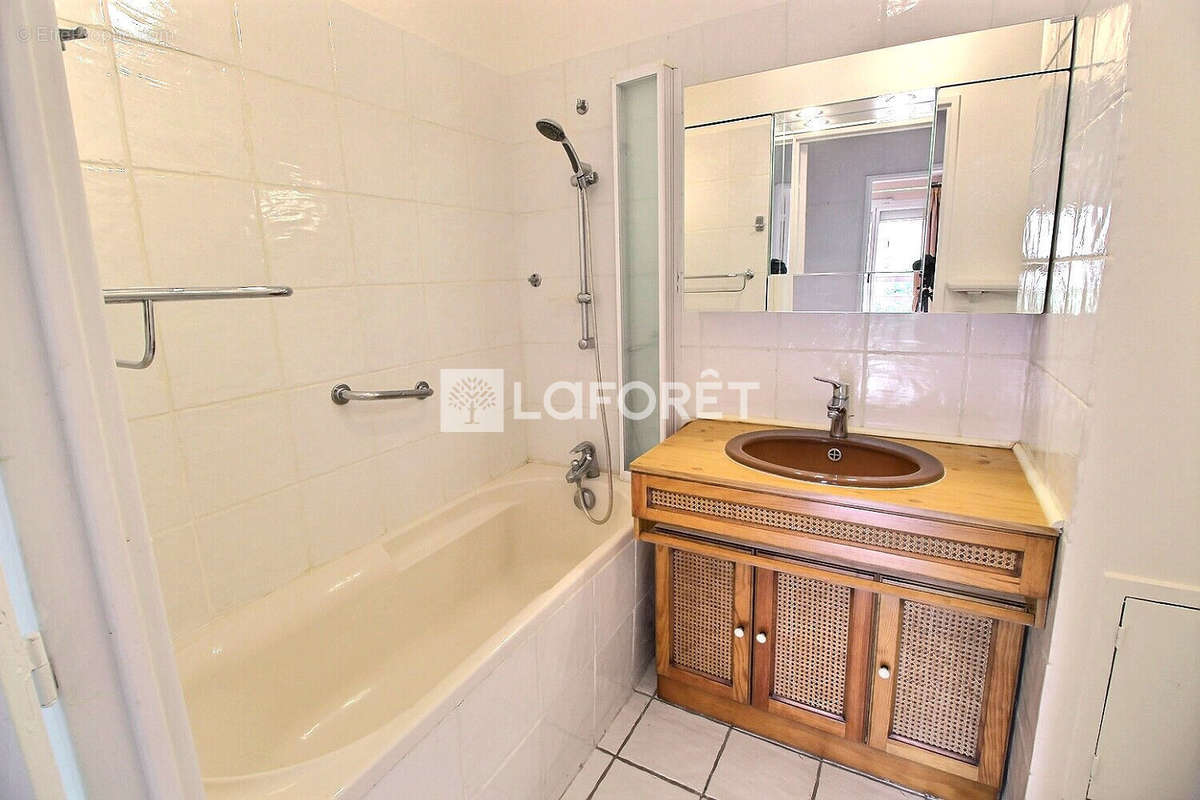 Appartement à GENNEVILLIERS