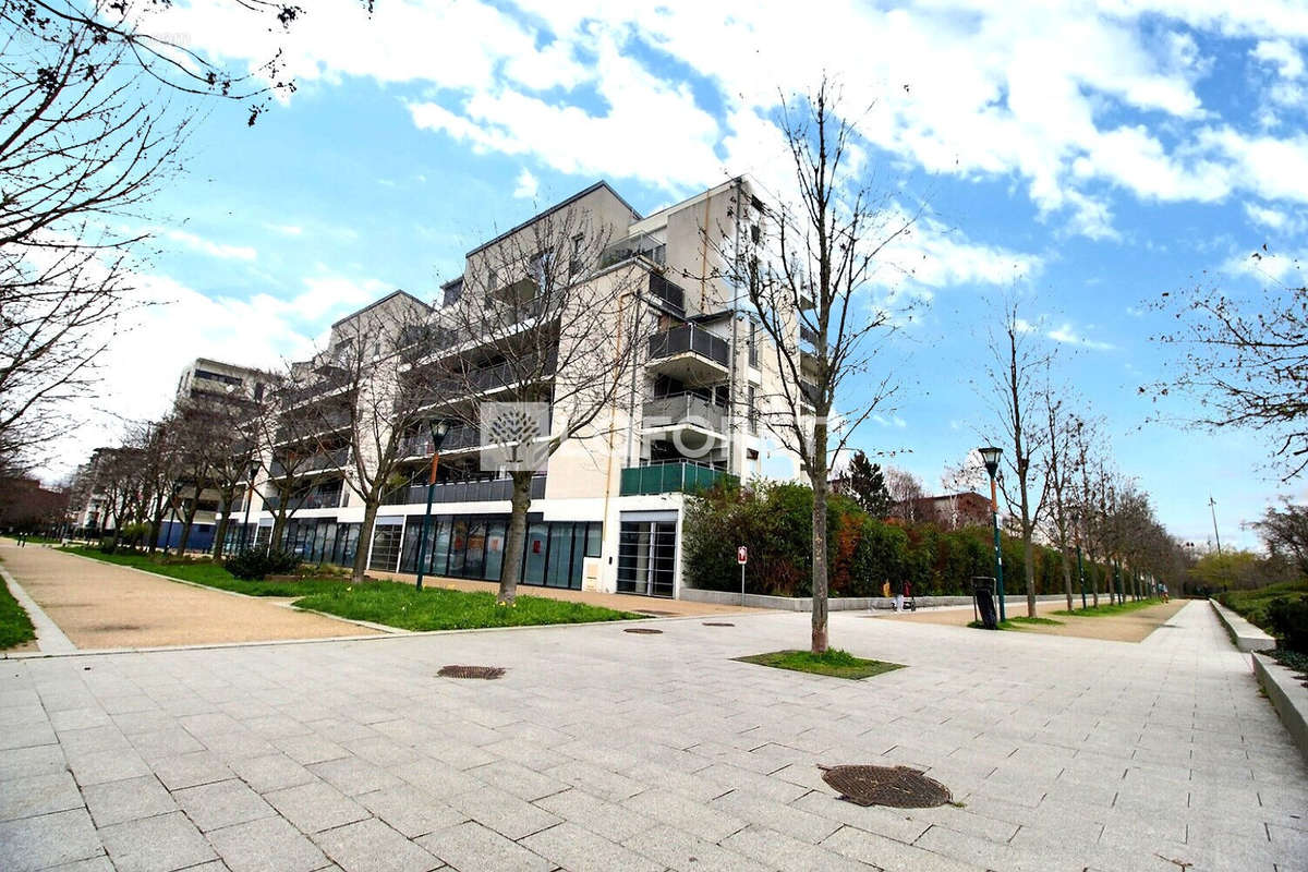 Appartement à GENNEVILLIERS