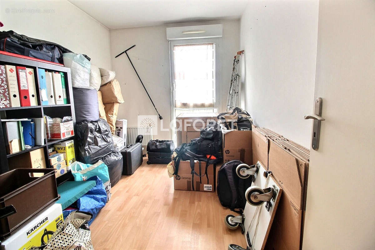 Appartement à GENNEVILLIERS