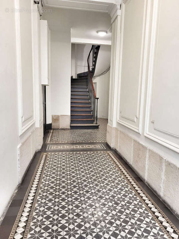 Appartement à PARIS-10E