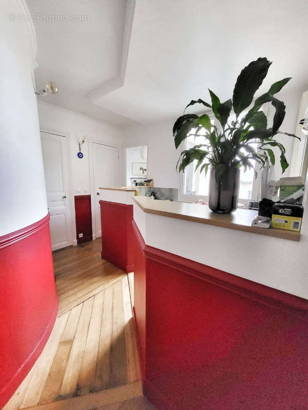 Appartement à PARIS-10E