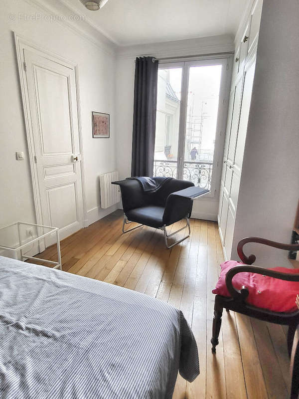 Appartement à PARIS-10E