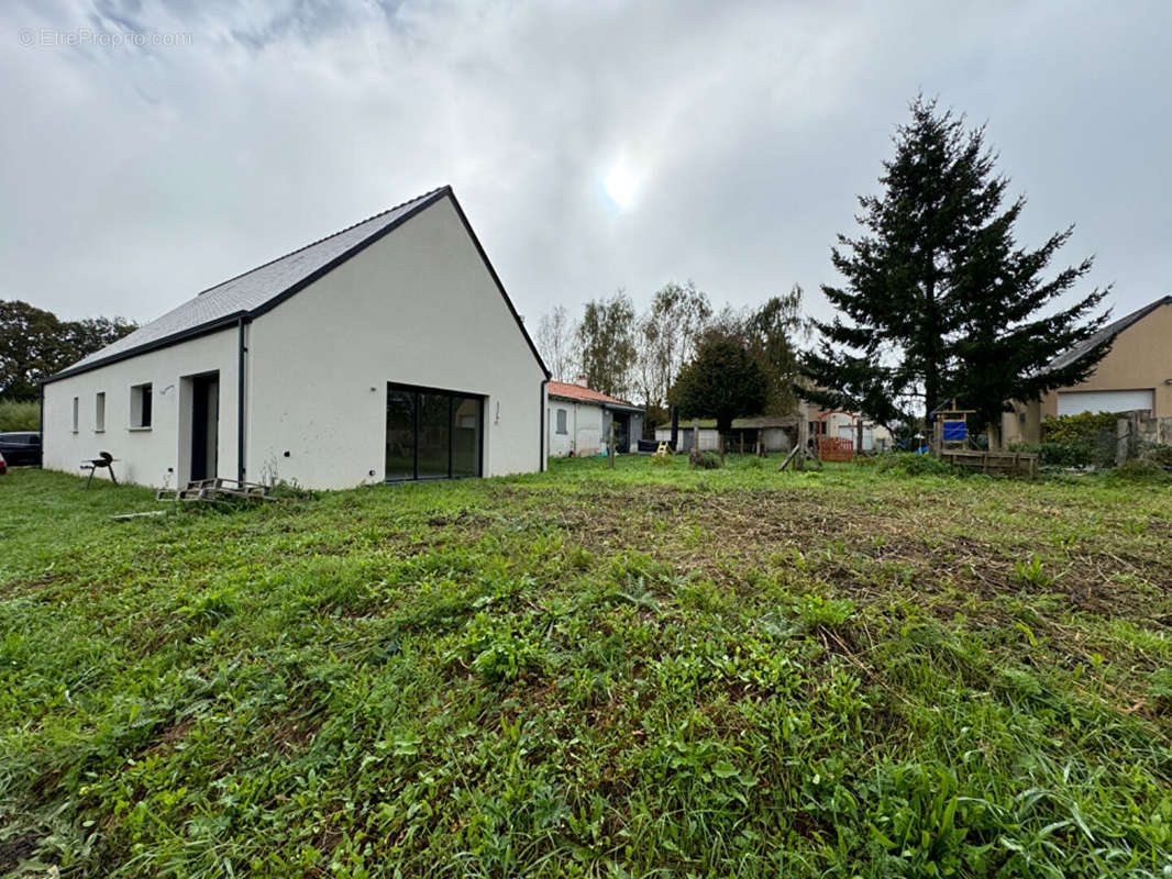 Maison à FAY-DE-BRETAGNE