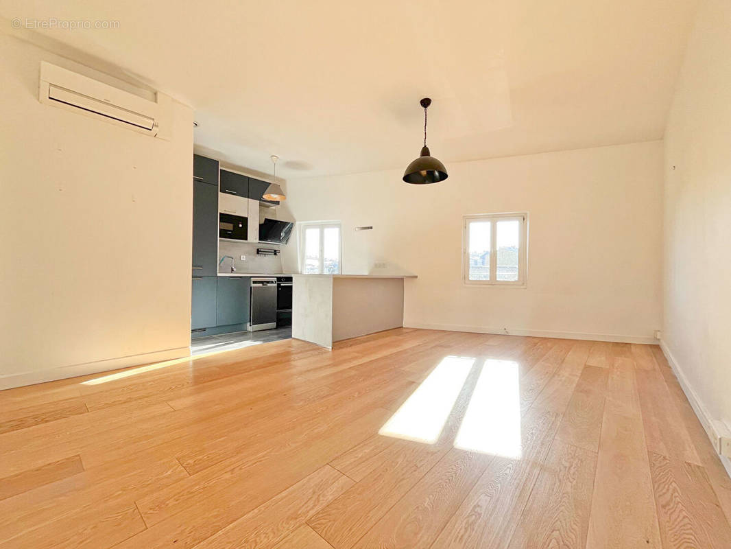 Appartement à ASNIERES-SUR-SEINE