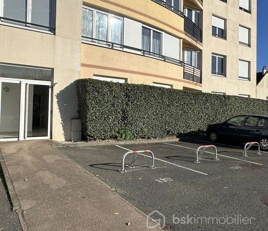 Parking à LE MANS