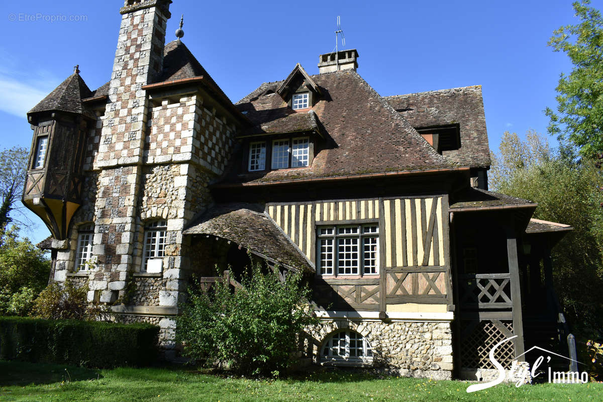 Maison à CONDE-SUR-RISLE