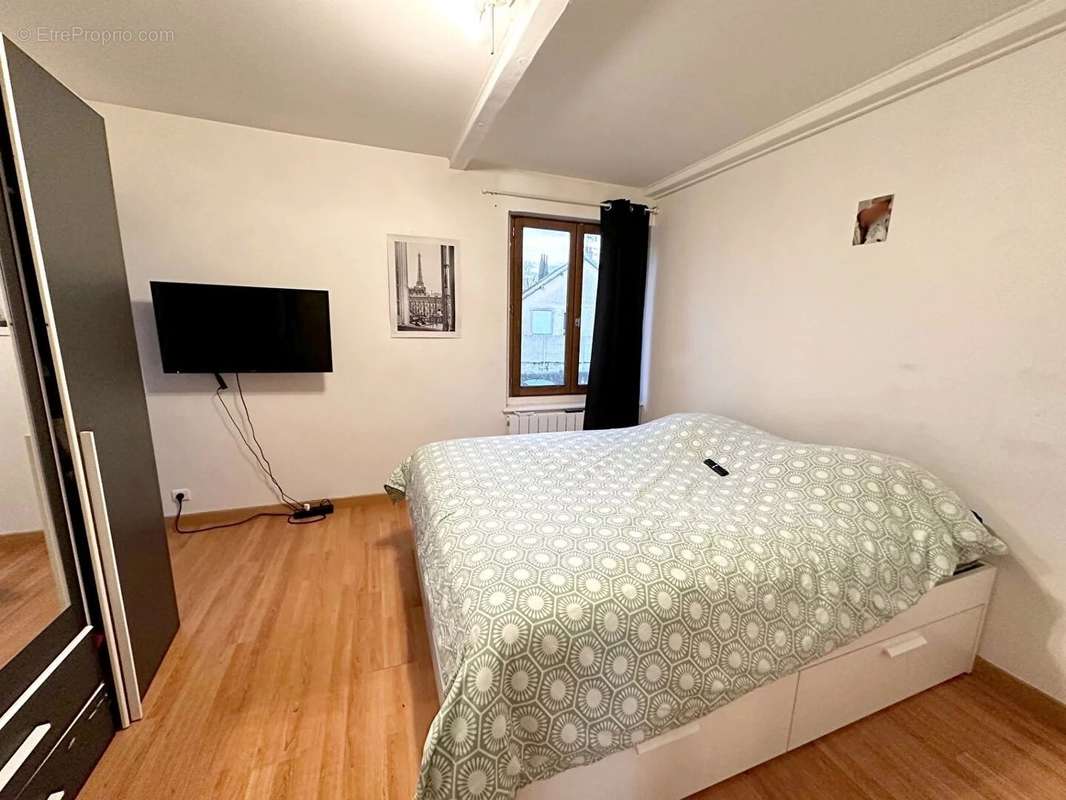 Appartement à HOUDAN