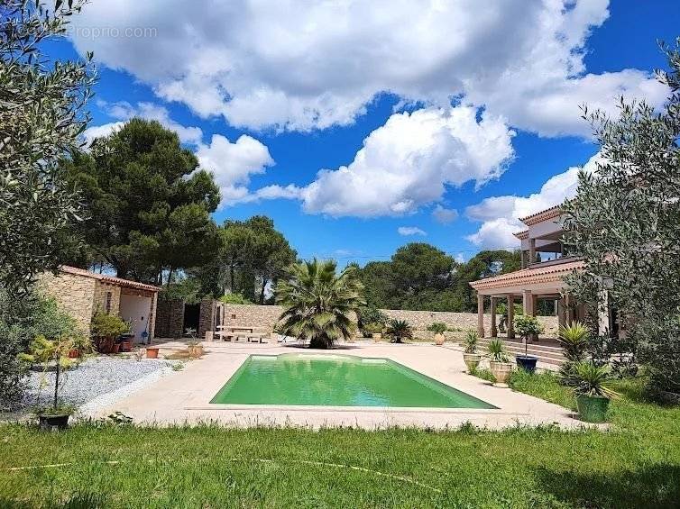 Maison à NIMES