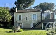 Maison à MAGNAC-SUR-TOUVRE