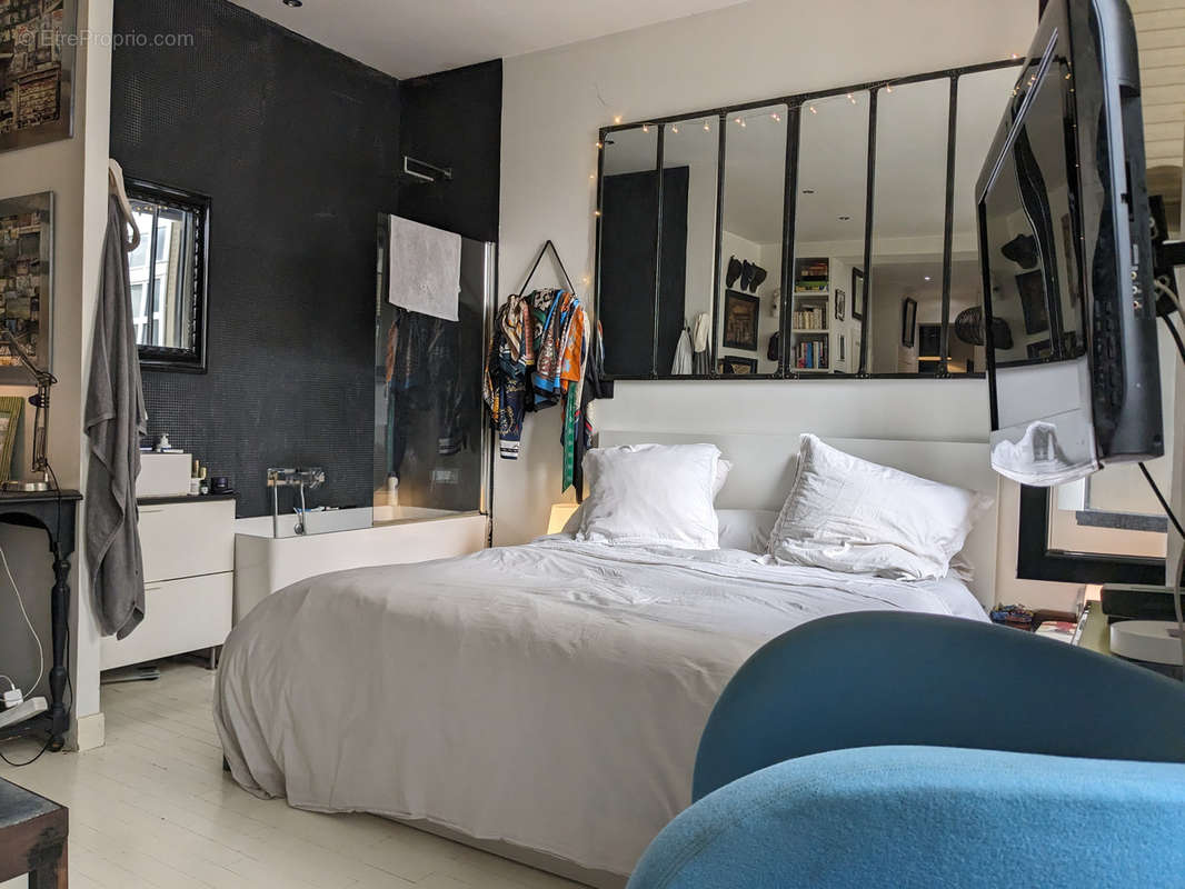 Appartement à PARIS-7E