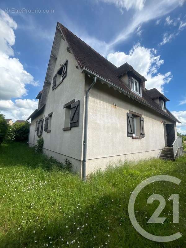 Maison à LA CHAUSSEE-D&#039;IVRY