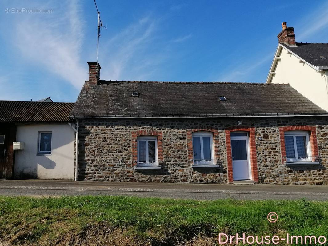 Maison à MAYENNE