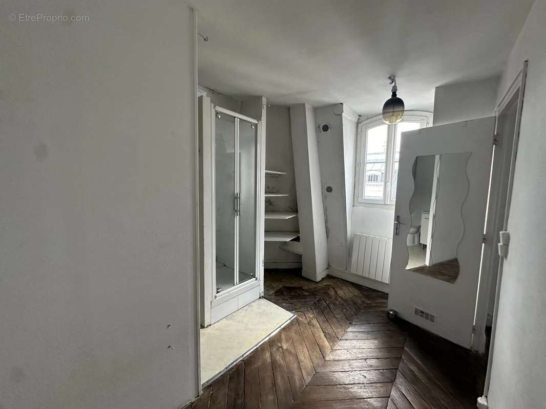 Appartement à PARIS-9E