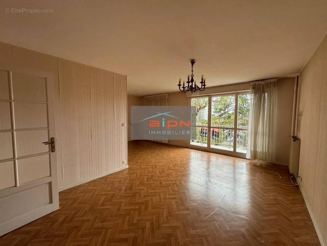 Appartement à SOTTEVILLE-LES-ROUEN