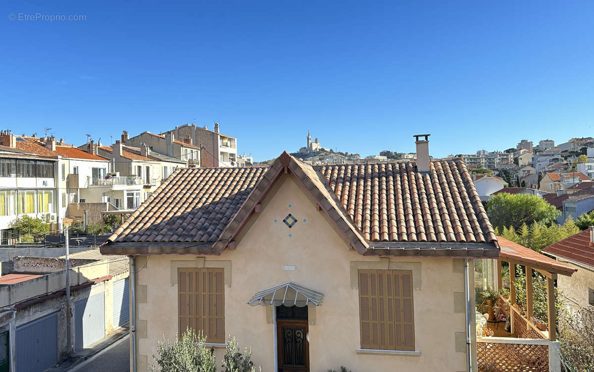 Appartement à MARSEILLE-7E