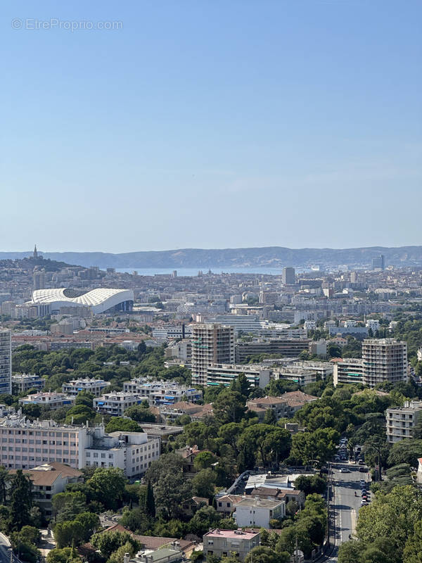 Appartement à MARSEILLE-9E