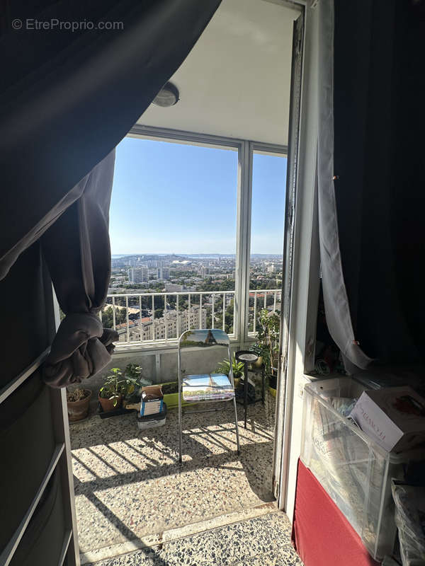 Appartement à MARSEILLE-9E