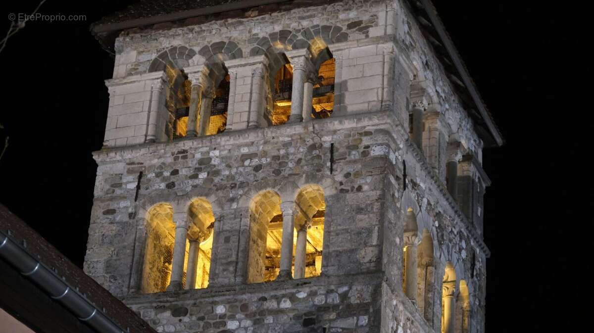 Commerce à ANNECY-LE-VIEUX