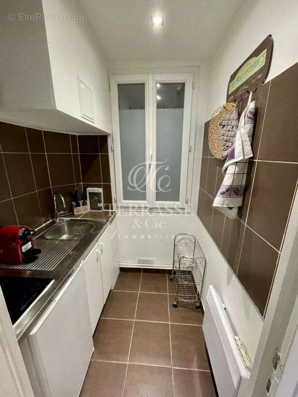 Appartement à PARIS-10E