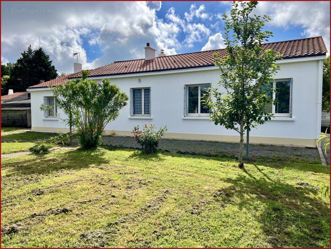 Maison à BOIS-DE-CENE