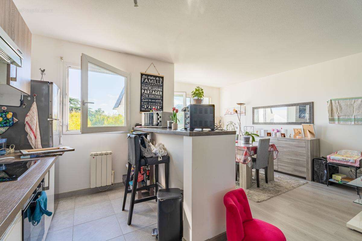 Appartement à VILLENAVE-D&#039;ORNON