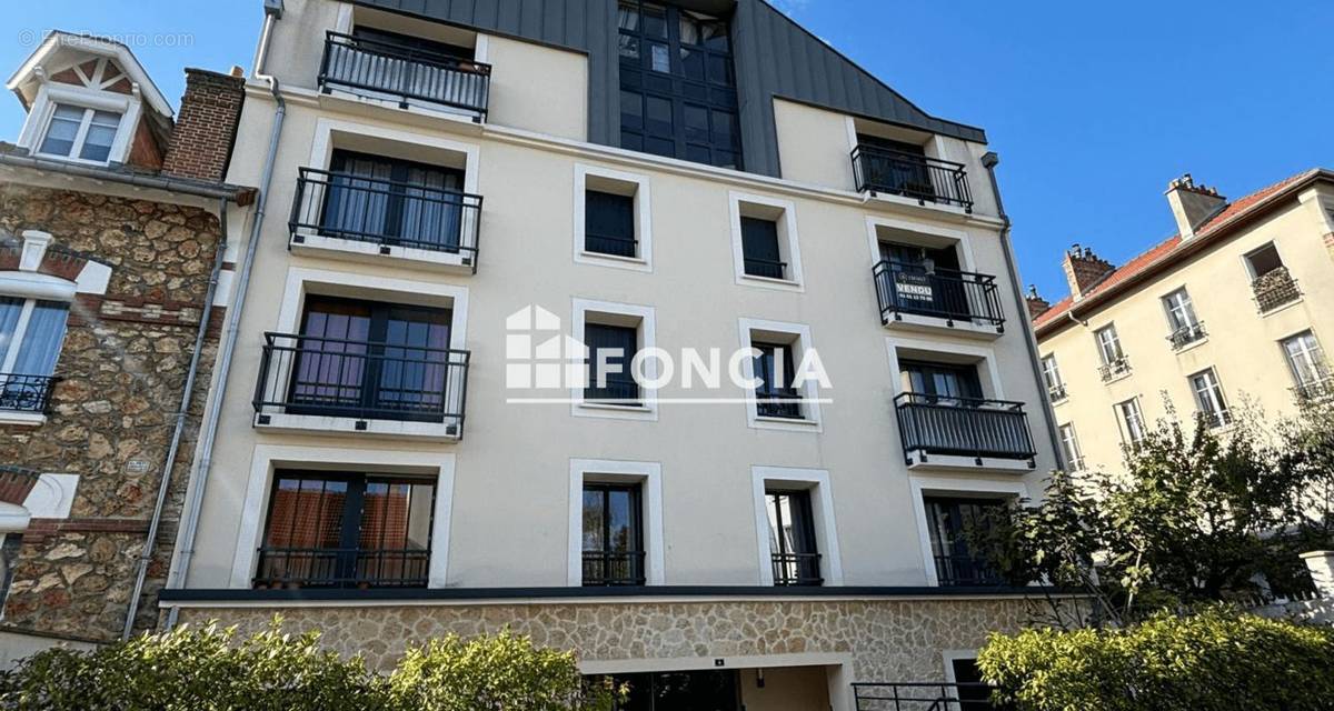 Appartement à BOURG-LA-REINE