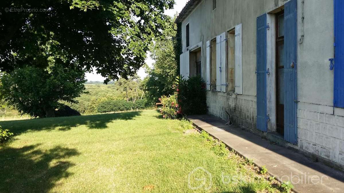 Maison à MIRAMBEAU