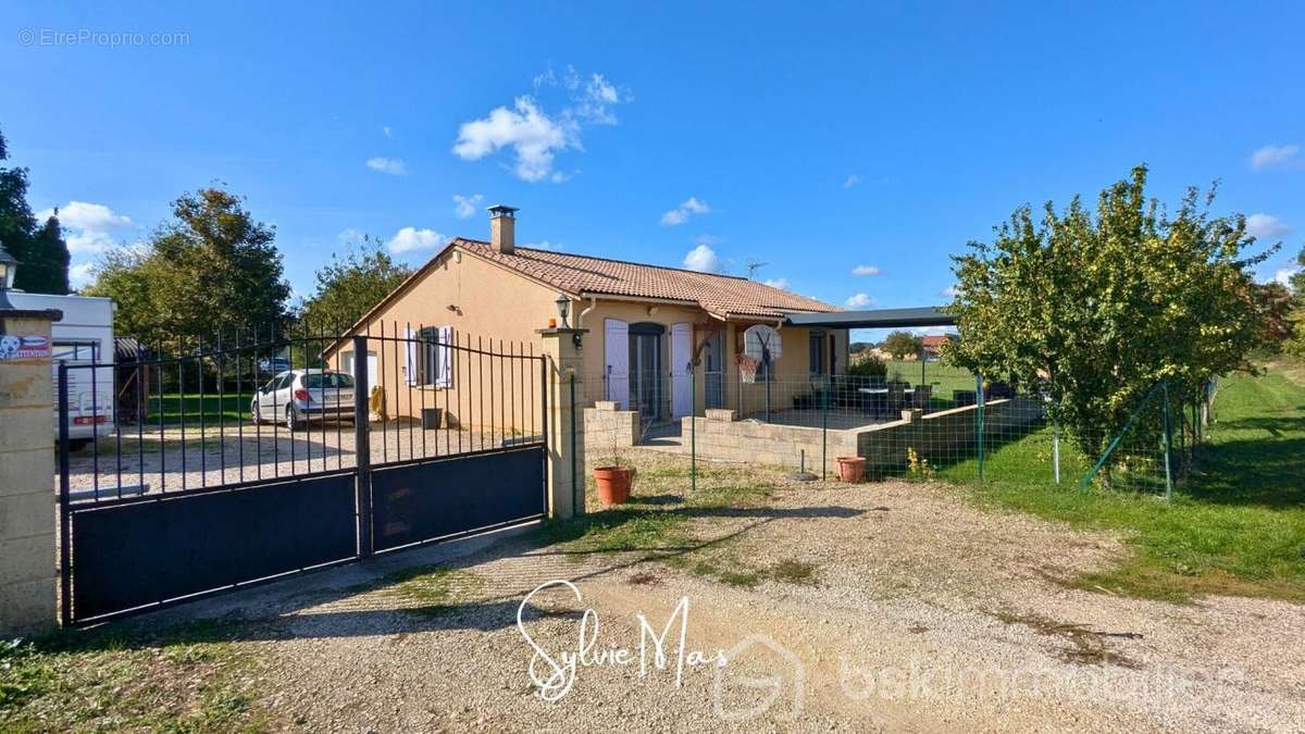 Maison à MONTAYRAL