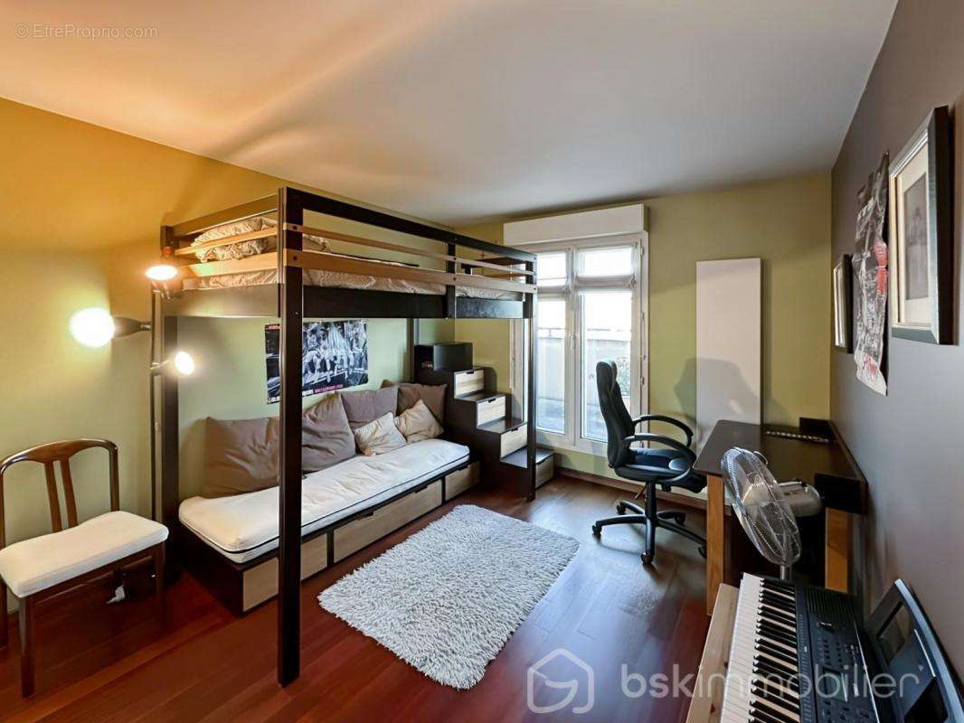 Appartement à ASNIERES-SUR-SEINE