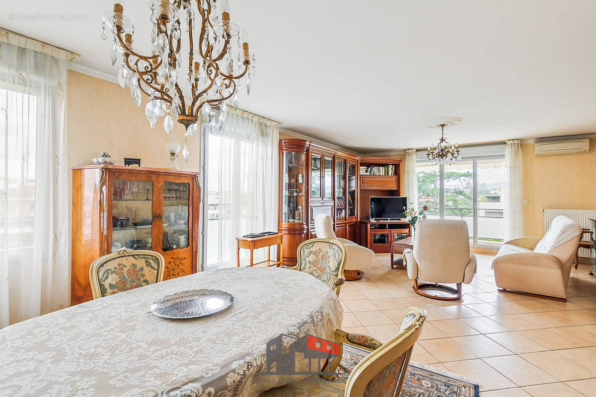 Appartement à VILLEFRANCHE-SUR-SAONE