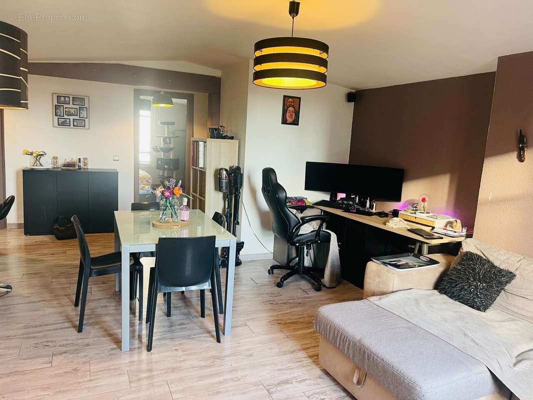 Appartement à ROMANS-SUR-ISERE