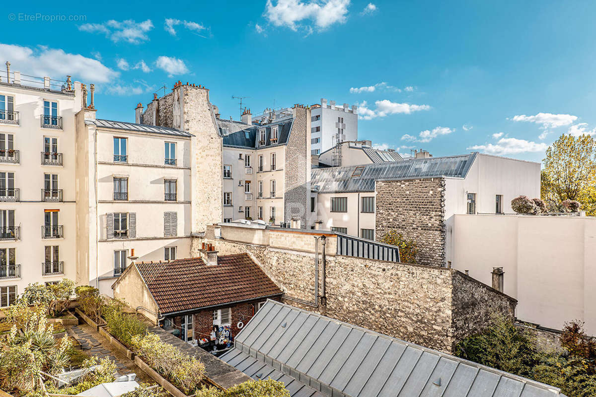 Appartement à PARIS-17E