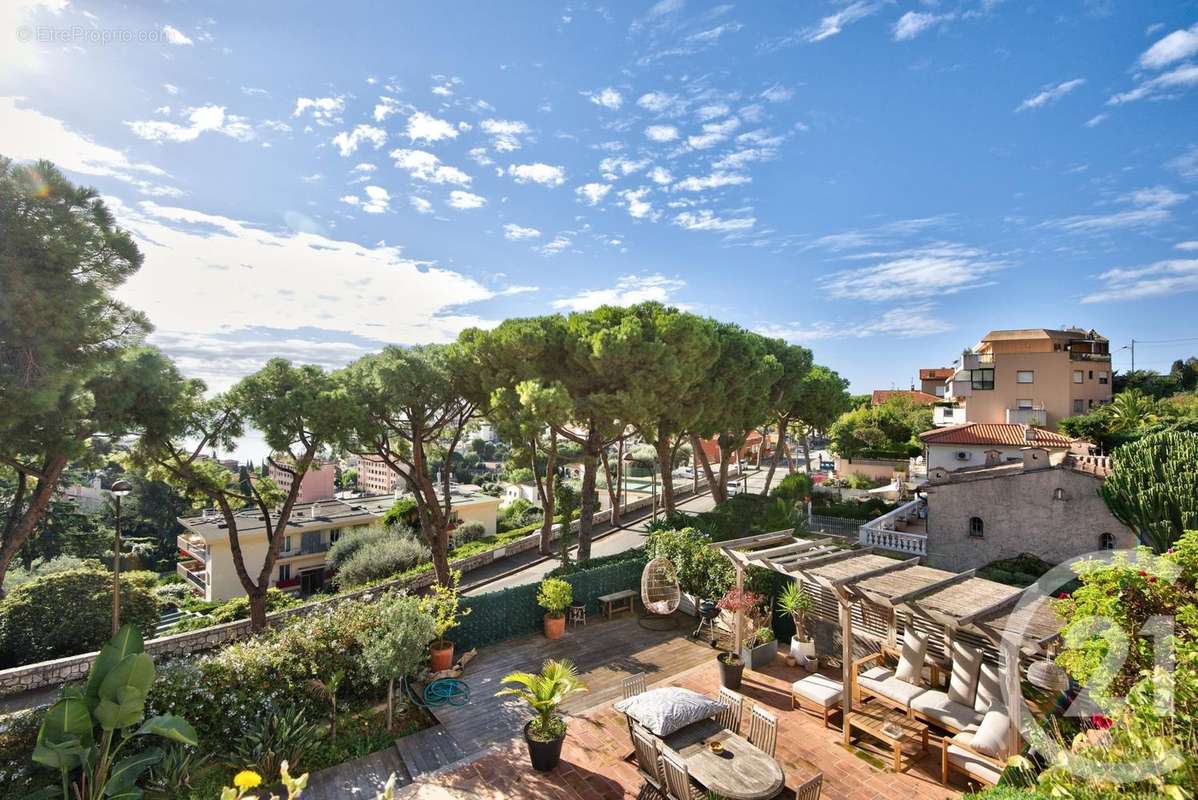 Appartement à VILLEFRANCHE-SUR-MER