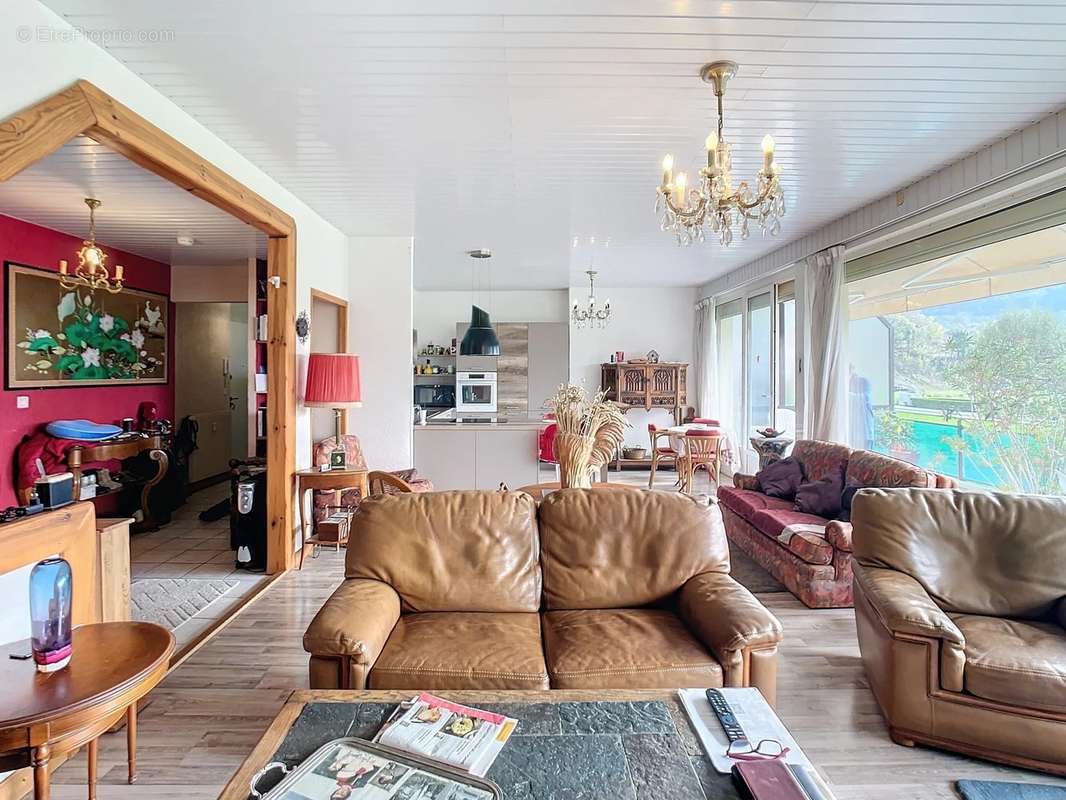 Appartement à ARMOY