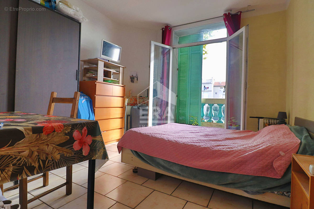 Appartement à MARSEILLE-10E