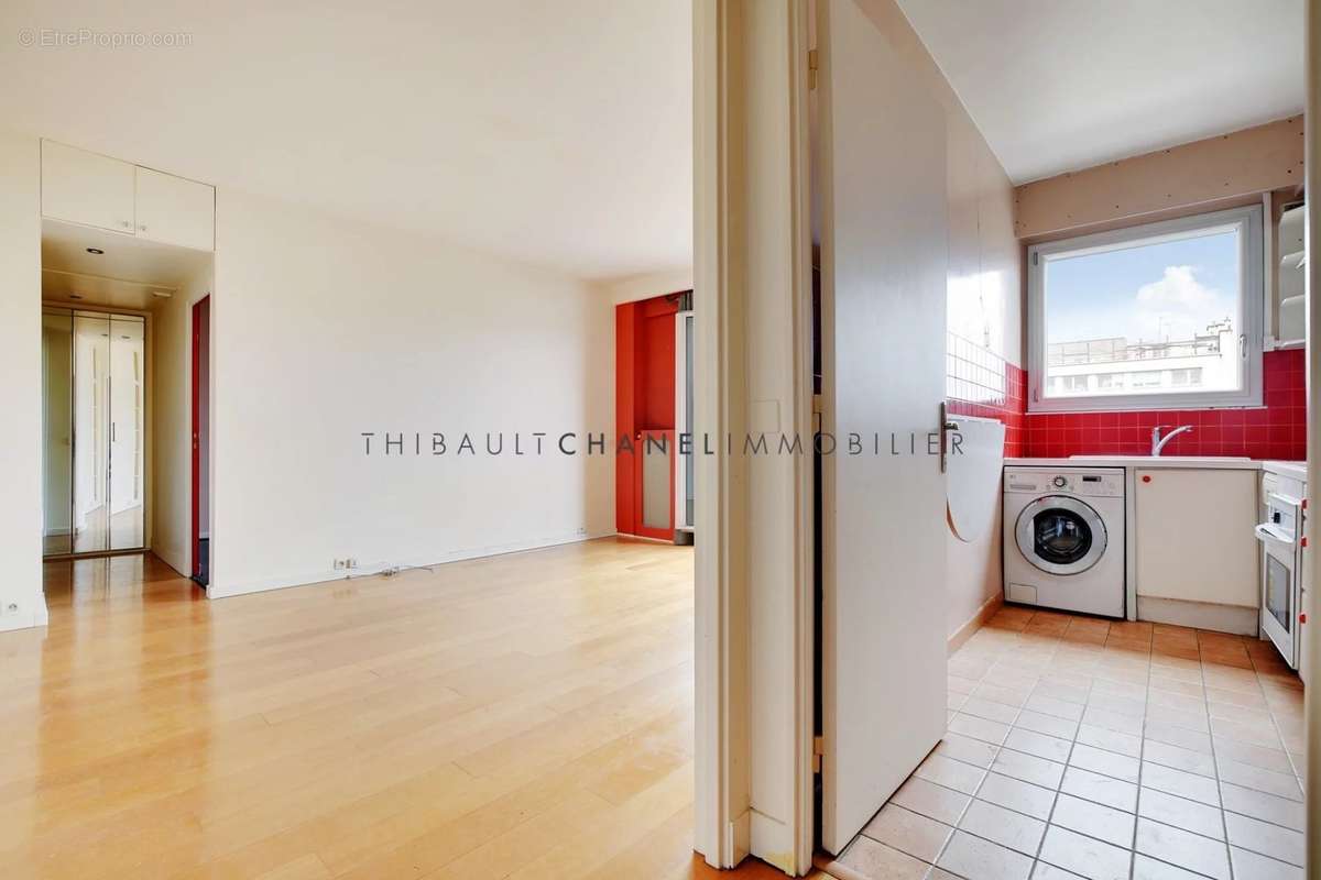 Appartement à NEUILLY-SUR-SEINE