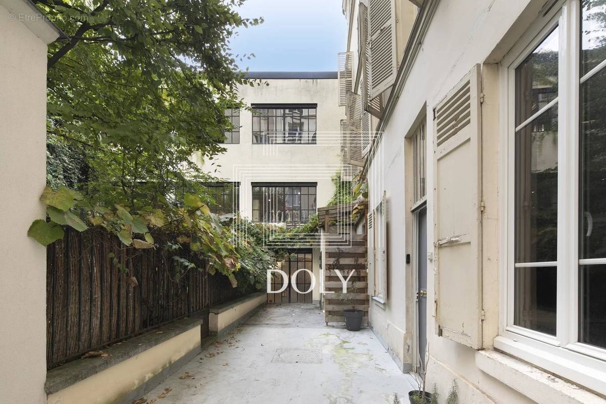 Appartement à PARIS-3E