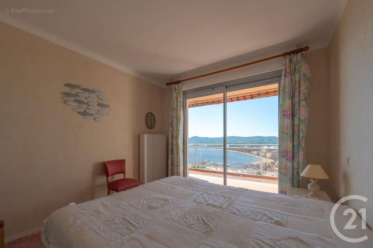 Appartement à LE LAVANDOU