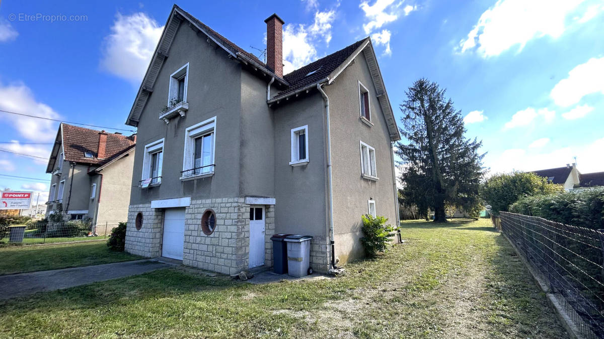 Maison à JOIGNY