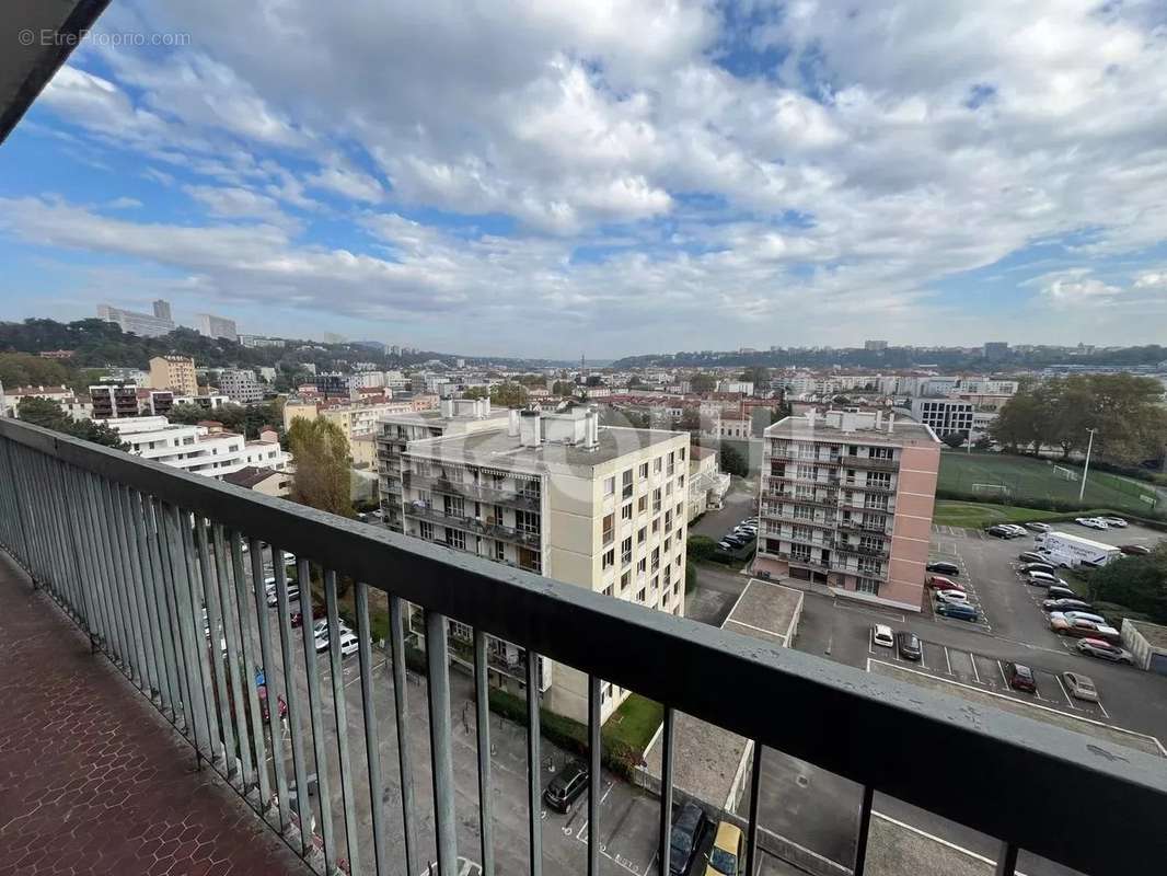 Appartement à LYON-9E