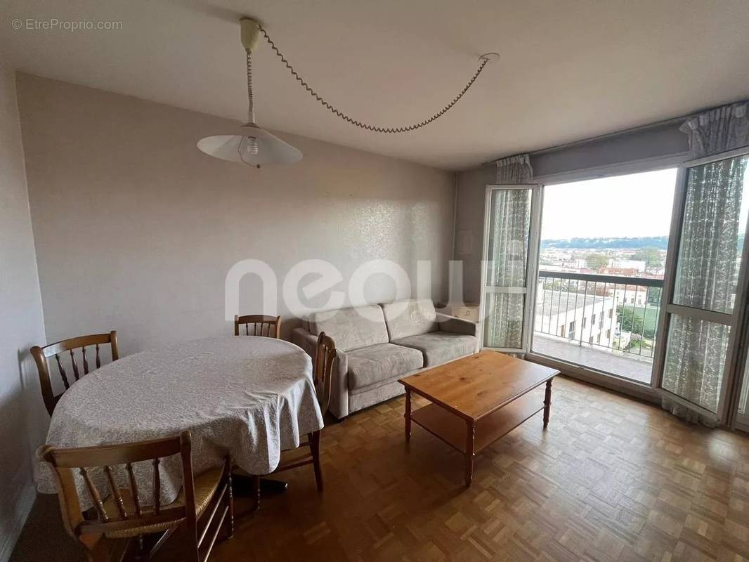 Appartement à LYON-9E