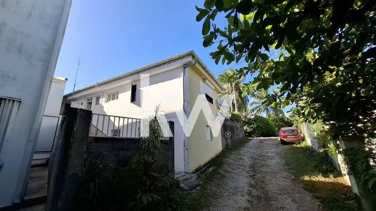 Maison à LE GOSIER