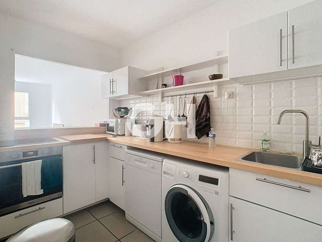 Appartement à PARIS-20E